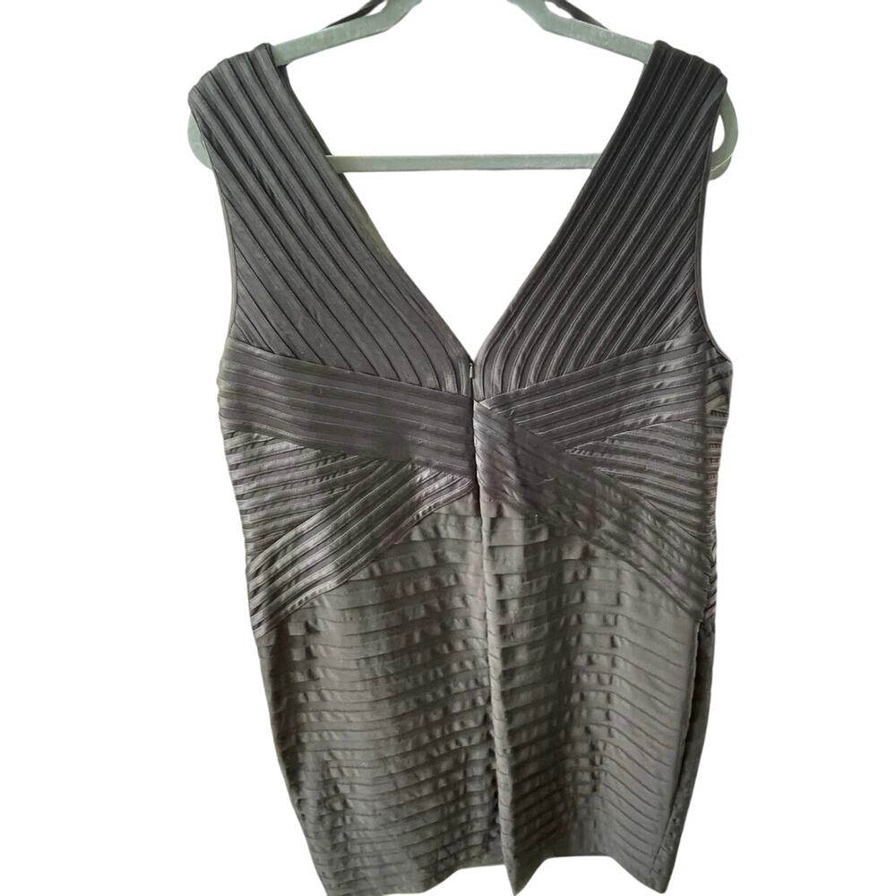 Betsy & Adam Bandage Detail Black Sheath Bodycon Dress NWT 22W - Picture 4 of 11